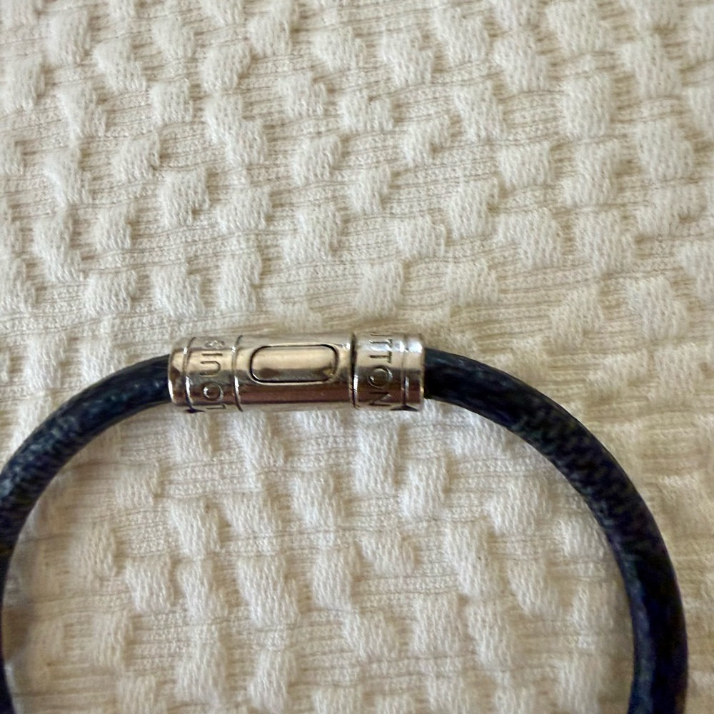 Louis Vuitton Black and Silver Bracelet - Picture 4 of 7
